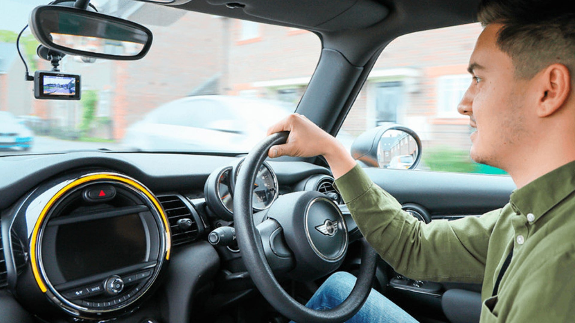 gadgeticloud why we need car security cameras dash cam for private cars three reaons why