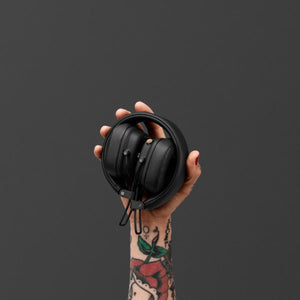 major-iv-black-hand-desktop-6