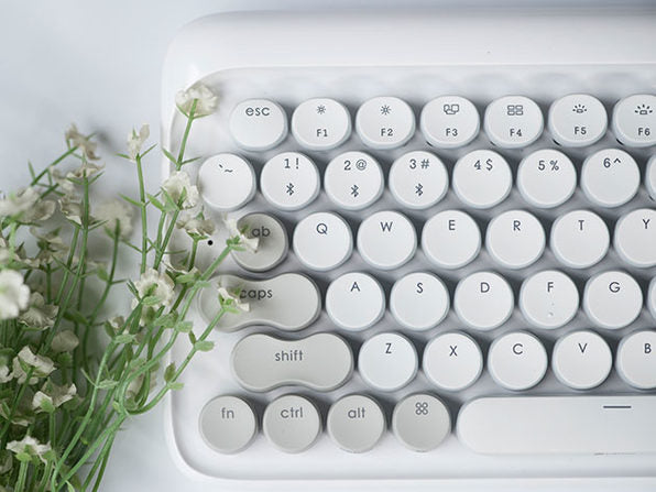 Lofree Wireless Mac Mechanical Keyboard - Vernal White - GadgetiCloud